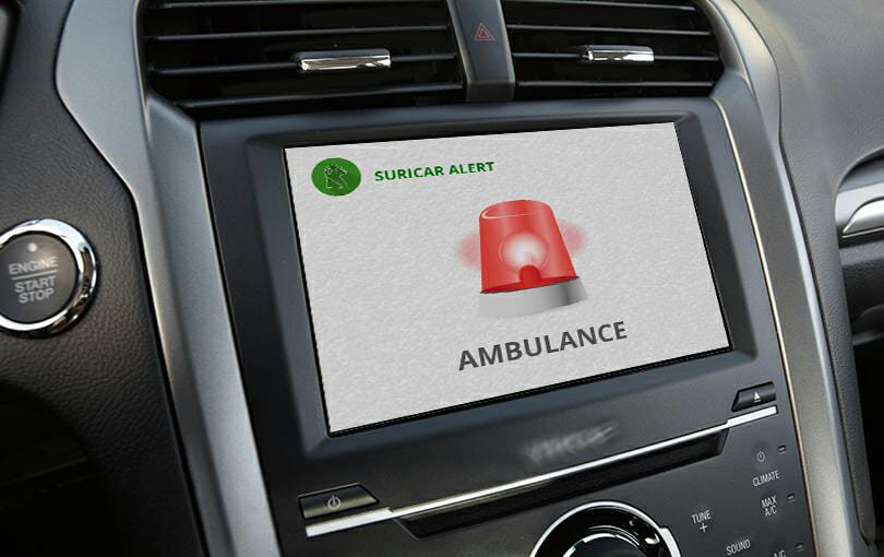 Descrição da imagem #PraTodosVerem: Imagem no formato retangular, na horizontal. Parte de um painel de carro, com um celular, em que o aplicativo de apoio está em uso. Fim da descrição.
