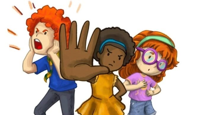 Descrição da imagem #pracegover: Ilustracão de três crianças. Uma delas está no centro da imagem e faz sinal de 