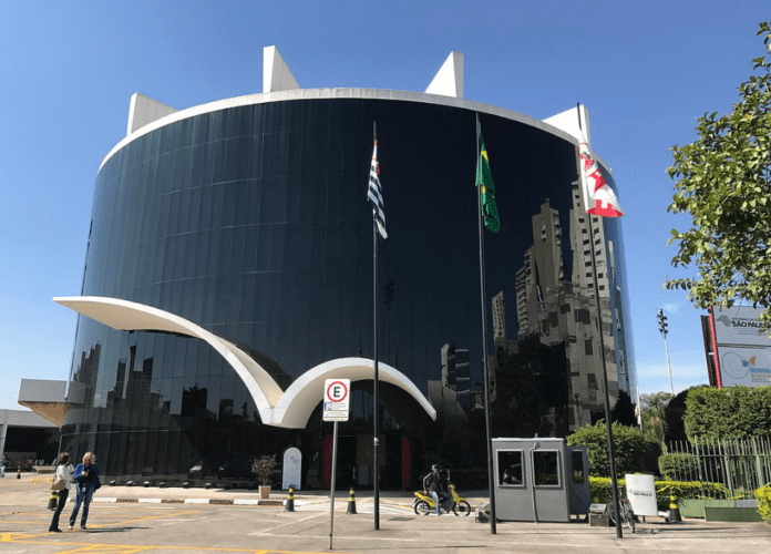 Descrição da imagem: foto do prédio onde fica a sede da Secretaria de Estado dos Direitos das Pessoas com Deficiência de São Paulo. Fim da descrição.