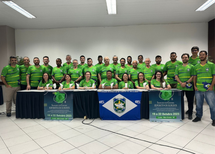 #descricaodaimagem foto dos participantes da assembleia da CBDS.