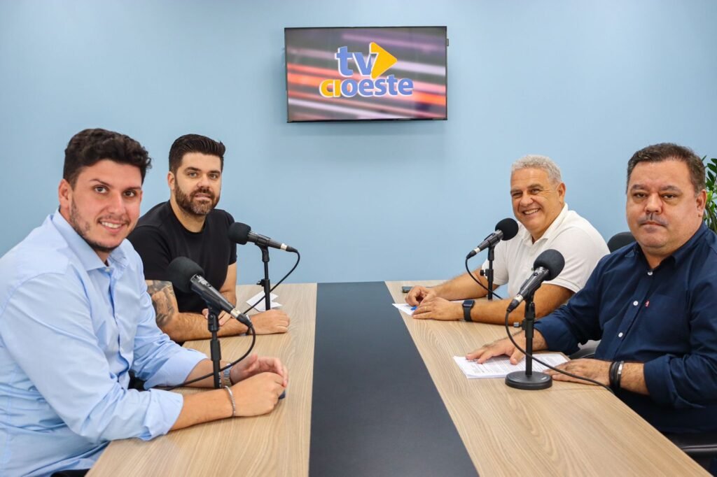 #descriçãodaimagem #pratodosverem foto da gravação do programa para a TV CIOESTE.